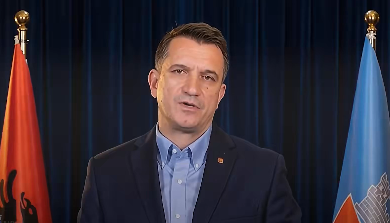 Primarul unei capitale europene e în închisoare, dar promite mese gratuite elevilor printr-un avatar generat cu inteligența artificială