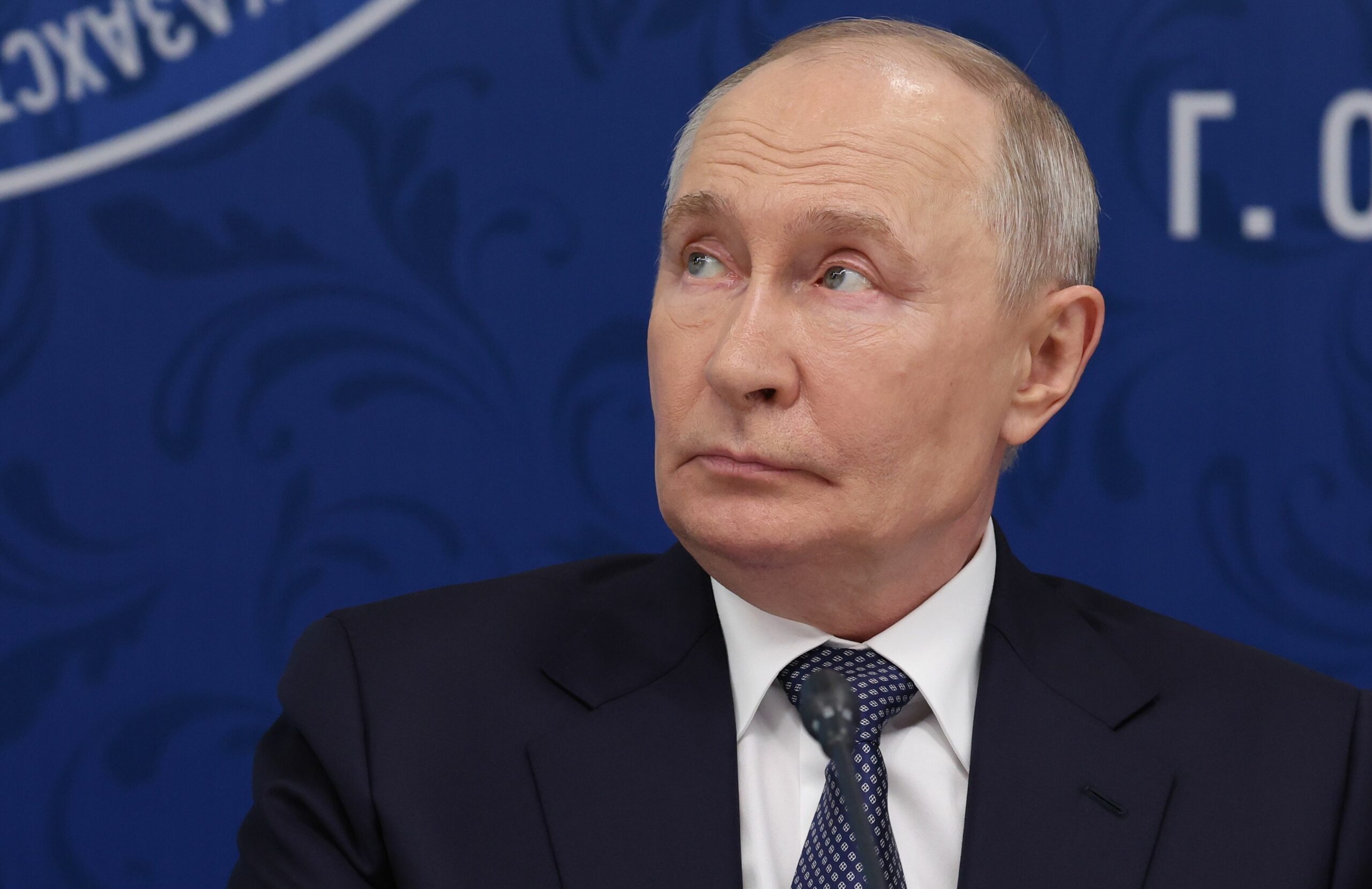 Mesajul lui Putin pentru extremiștii din Europa: Nu trebuie să dezmembrăm UE, se va destrăma singură