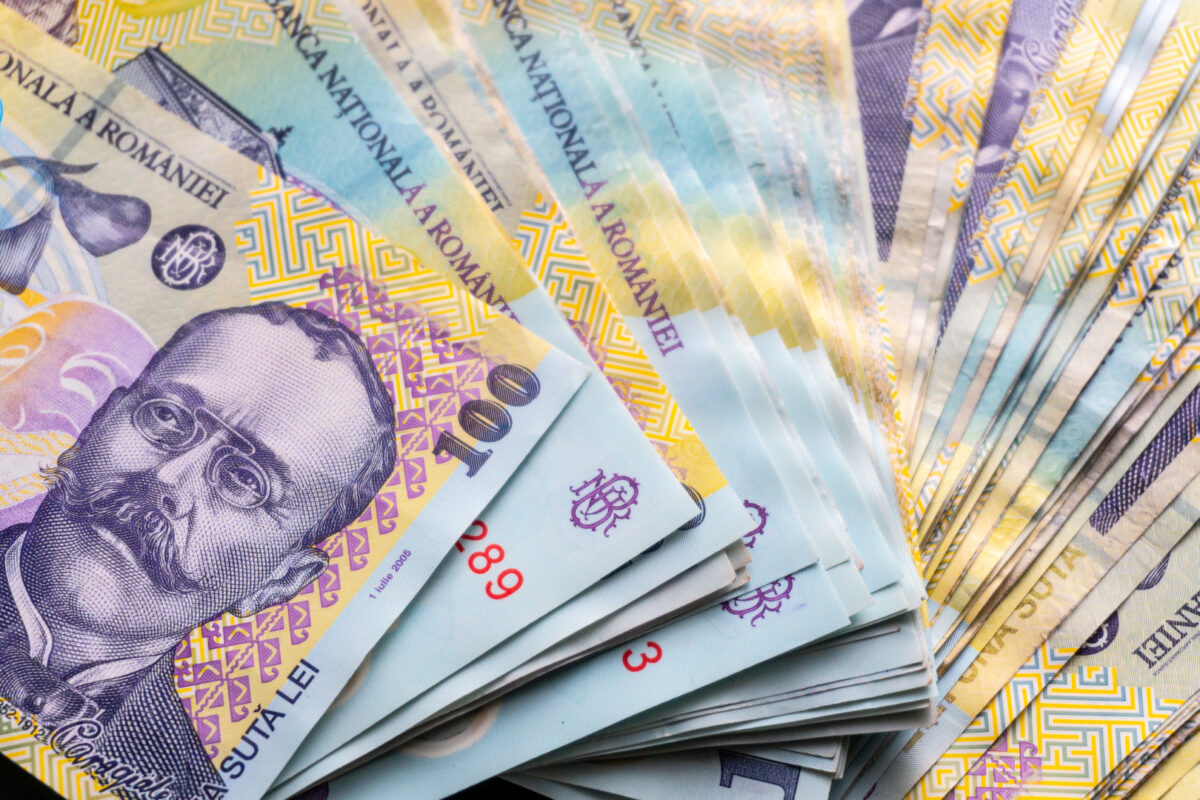 Datoria guvernamentală a ajuns în iulie la 60,4% din PIB, peste pragul de alertă din tratatele europene