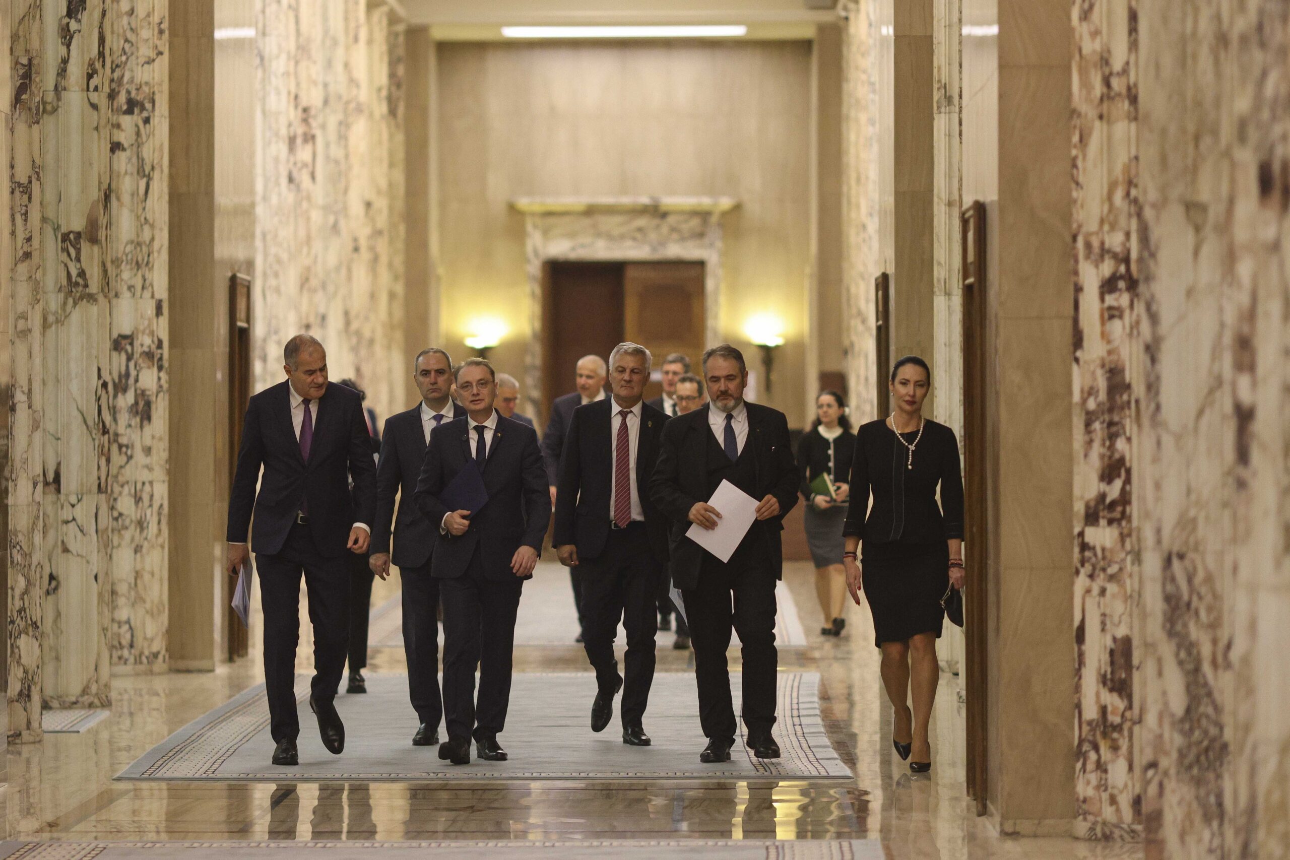 Nazare, despre solicitările de majorări salariale: Decizia va fi politică şi se va lua în Guvern