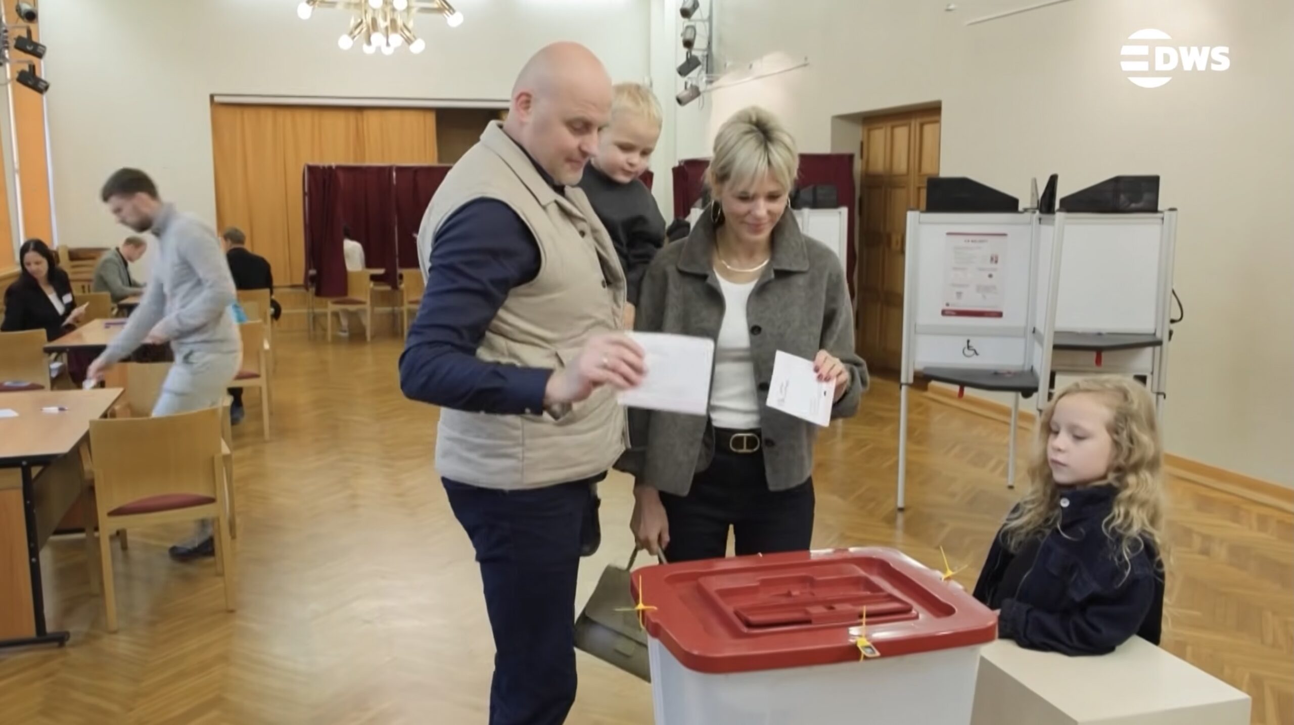 Eexit Poll: Partidul premierului Andris Kulbergs, în fruntea alegerilor legislative din Letonia