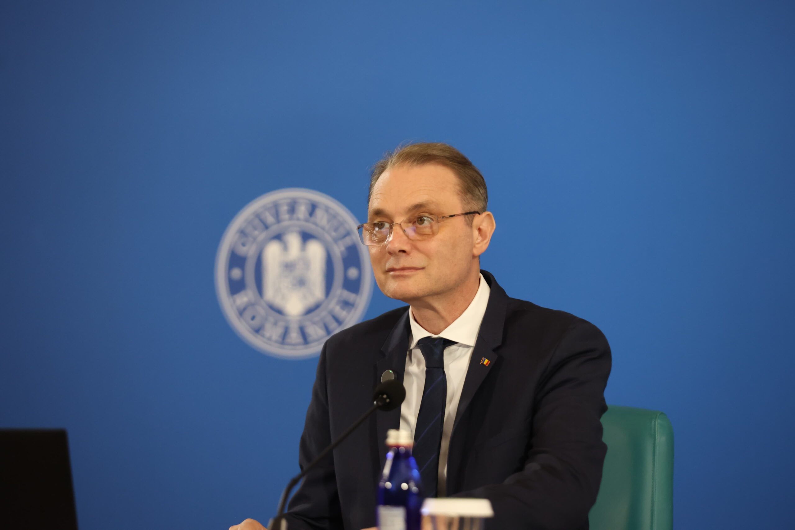 Plan pentru siguranța în școli, după incidentele violente din Bistrița și Pitești, anunțat de Luca Niculescu